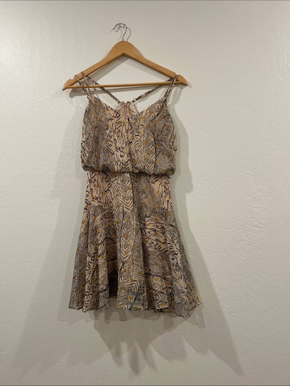 Lulus Beige Printed Spaghetti-Strap Dress